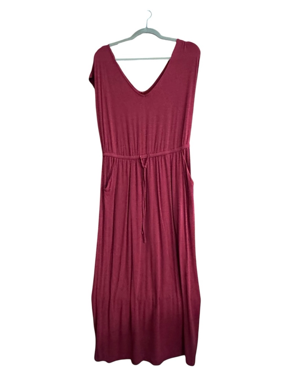 NWOT torrid Wine-Red V-Neck Sleeveless Maxi Dress with Tie Waist Sz 0 (14)